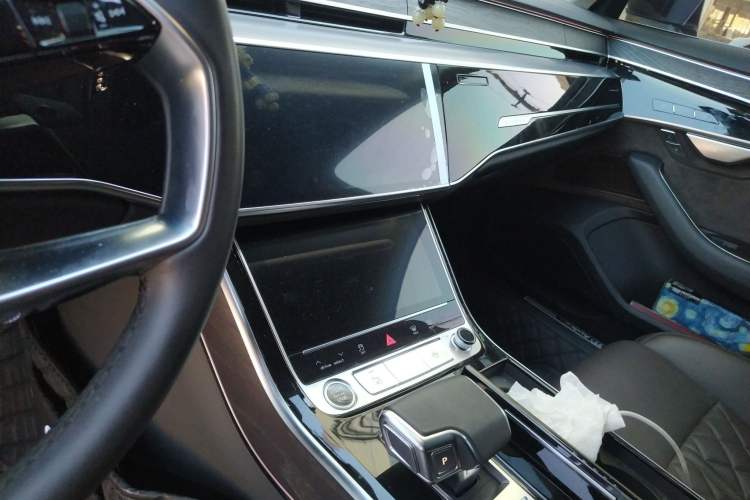 Used Audi A8 2022 A8L 50 TFSI quattro Comfort Edition Collector's Model Audio And AC Panel