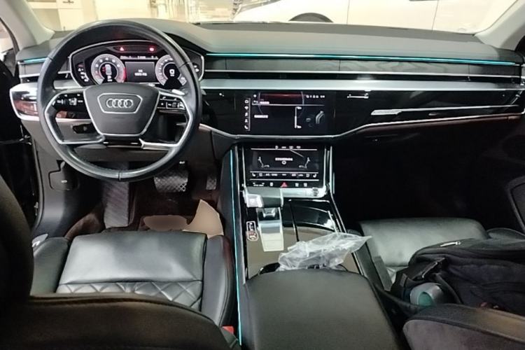 Used Audi A8 2022 A8L 50 TFSI quattro Comfort Edition Collector's Model Center Console