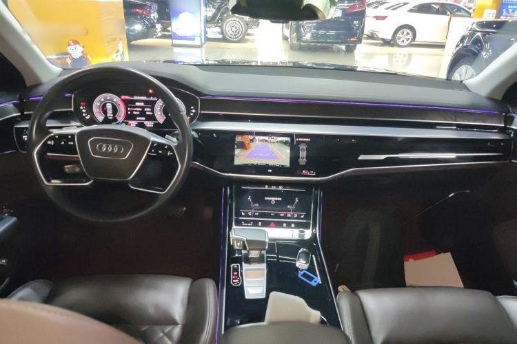 Used Audi A8 2022 A8L 50 TFSI quattro Comfort Edition Collector's Model Center Console