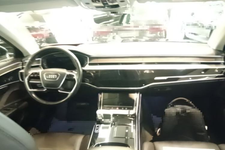 Used Audi A8 2022 A8L 50 TFSI quattro Comfort Edition Collector's Model Center Console