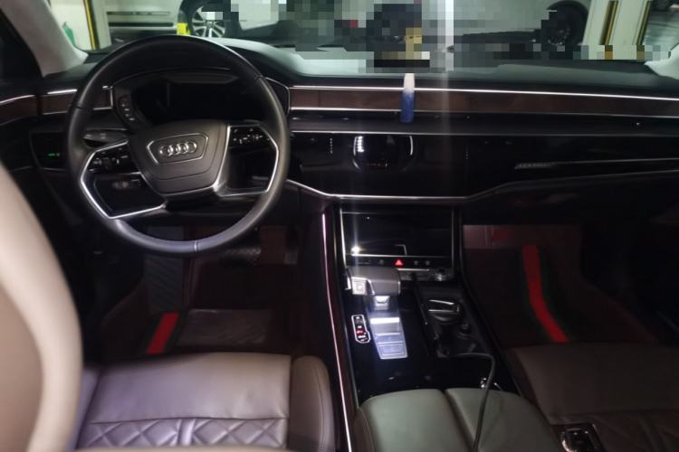 Used Audi A8 2022 A8L 55 TFSI quattro Luxury Edition Collector's Model Center Console