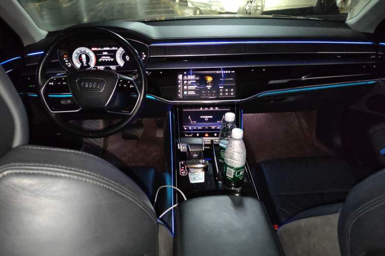 Used Audi A8 2022 A8L 50 TFSI quattro Comfort Edition Collector's Model Center Console