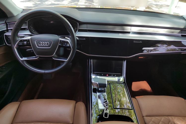 Used Audi A8 2022 A8L 50 TFSI quattro Comfort Edition Collector's Model Center Console