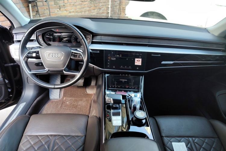 Used Audi A8 2022 A8L 50 TFSI quattro Comfort Edition Collector's Model Center Console