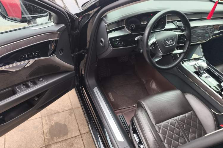 Used Audi A8 2022 A8L 50 TFSI quattro Comfort Edition Collector's Model Driver Seat