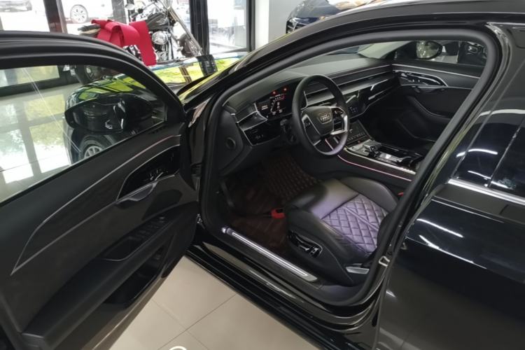 Used Audi A8 2022 A8L 50 TFSI quattro Comfort Edition Collector's Model Driver Seat