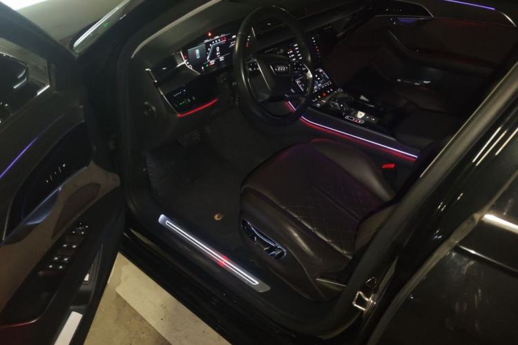 Used Audi A8 2022 A8L 50 TFSI quattro Comfort Edition Collector's Model Driver Seat