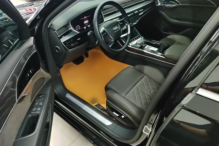 Used Audi A8 2022 A8L 50 TFSI quattro Comfort Edition Collector's Model Driver Seat