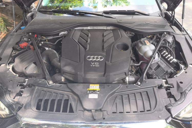 Used Audi A8 2022 A8L Horch Founder's Edition Legendary Model Engine Bay