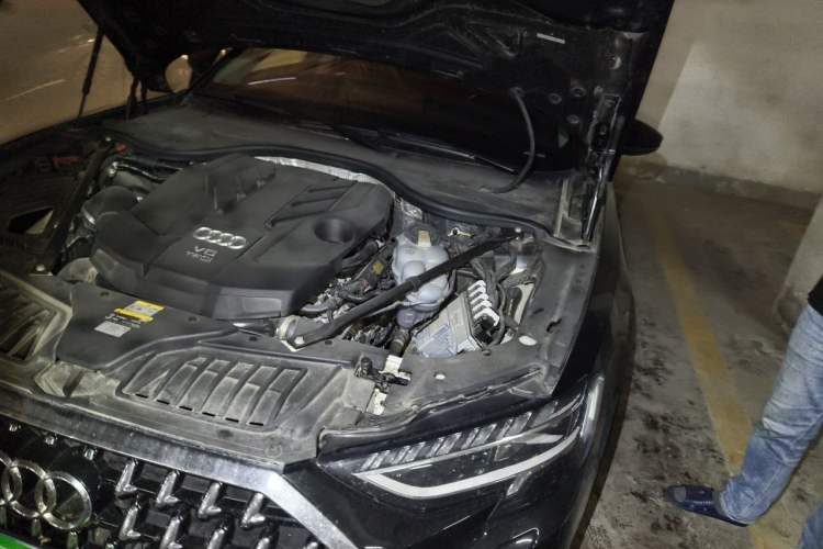 Used Audi A8 2022 A8L 50 TFSI quattro Luxury Collection Edition Engine Bay Left