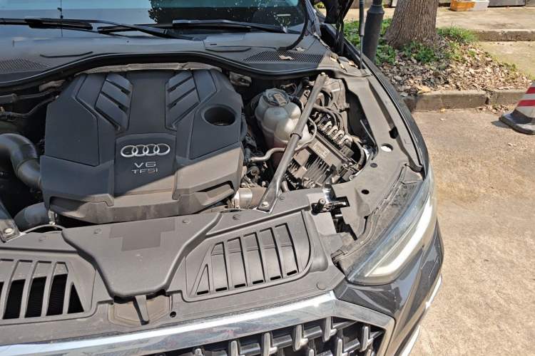 Used Audi A8 2022 A8L 50 TFSI quattro Comfort Edition Collector's Model Engine Bay Left
