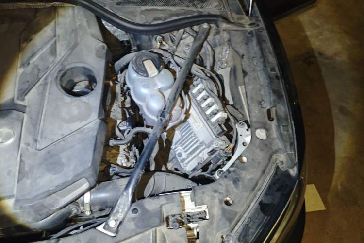 Used Audi A8 2022 A8L 50 TFSI quattro Comfort Edition Collector's Model Engine Bay Left