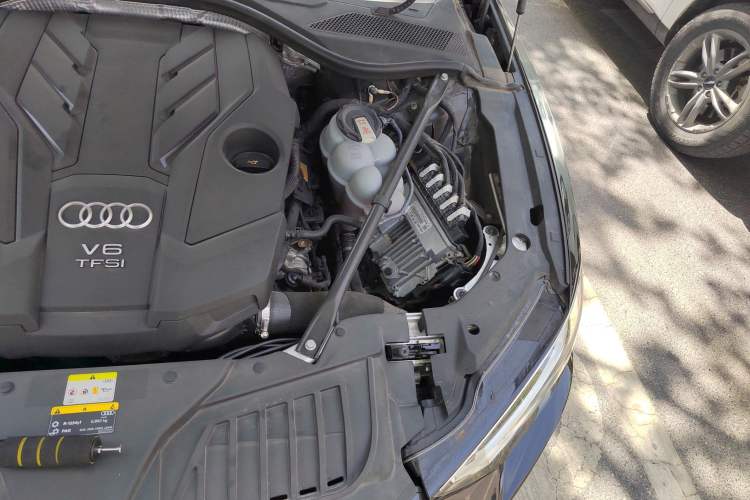 Used Audi A8 2022 A8L 50 TFSI quattro Comfort Edition Collector's Model Engine Bay Left