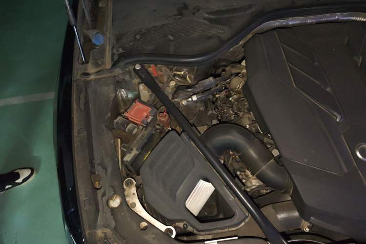 Used Audi A8 2022 A8L 55 TFSI quattro Luxury Edition Collector's Model Engine Bay Right