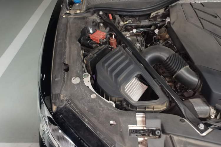 Used Audi A8 2022 A8L 55 TFSI quattro Luxury Edition Collector's Model Engine Bay Right