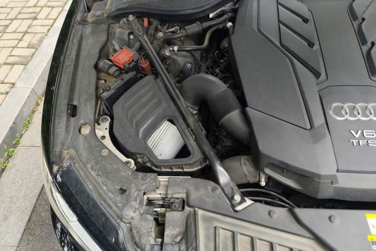 Used Audi A8 2022 A8L 55 TFSI quattro Luxury Edition Collector's Model Engine Bay Right