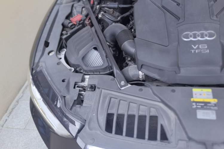 Used Audi A8 2022 A8L 55 TFSI quattro Luxury Edition Collector's Model Engine Bay Right