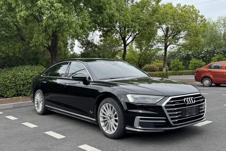 Used Audi A8 2022 A8L 50 TFSI quattro Comfort Edition Collector's Model Exterior 2