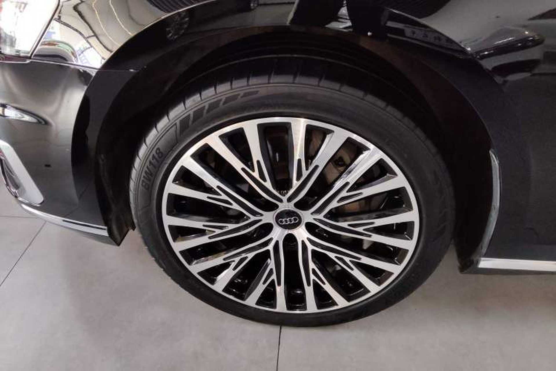 Used Audi A8 2022 A8L 50 TFSI quattro Comfort Edition Collector's Model Exterior 4