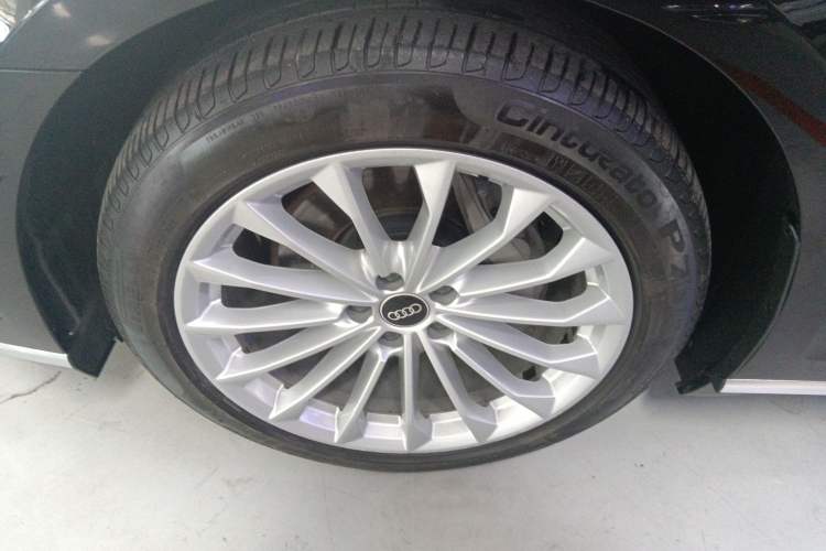 Used Audi A8 2022 A8L 50 TFSI quattro Comfort Edition Collector's Model Exterior 7