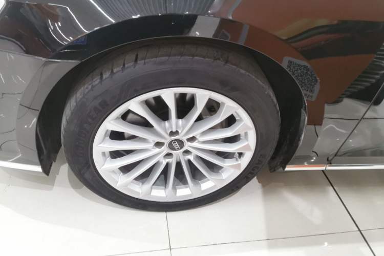 Used Audi A8 2022 A8L 50 TFSI quattro Comfort Edition Collector's Model Exterior 7