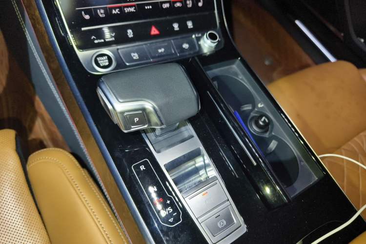 Used Audi A8 2022 A8L 50 TFSI quattro Luxury Collection Edition Gear Lever