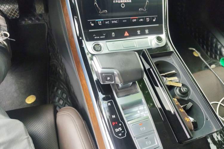 Used Audi A8 2022 A8L 55 TFSI quattro Luxury Edition Collector's Model Gear Lever