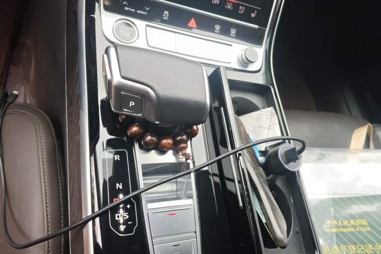 Used Audi A8 2022 A8L 50 TFSI quattro Luxury Collection Edition Gear Lever