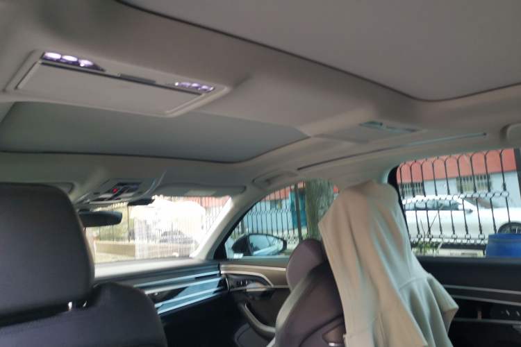 Used Audi A8 2022 A8L 50 TFSI quattro Comfort Edition Collector's Model Headliner