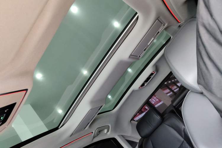 Used Audi A8 2022 A8L 50 TFSI quattro Comfort Edition Collector's Model Headliner