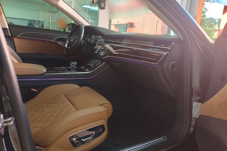 Used Audi A8 2022 A8L 50 TFSI quattro Comfort Edition Collector's Model Interior 10