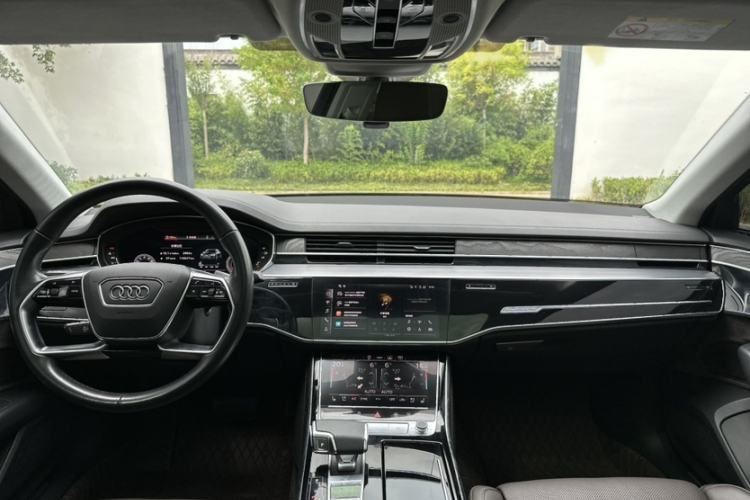 Used Audi A8 2022 A8L 50 TFSI quattro Comfort Edition Collector's Model Interior 10