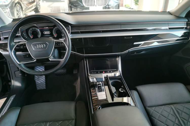 Used Audi A8 2022 A8L 50 TFSI quattro Comfort Edition Collector's Model Interior 2