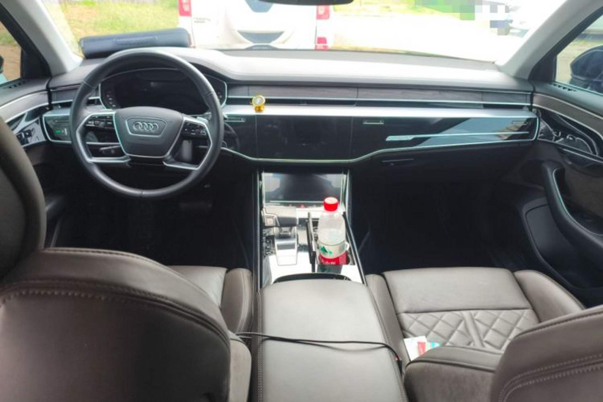 Used Audi A8 2022 A8L 50 TFSI quattro Comfort Edition Collector's Model Interior 2