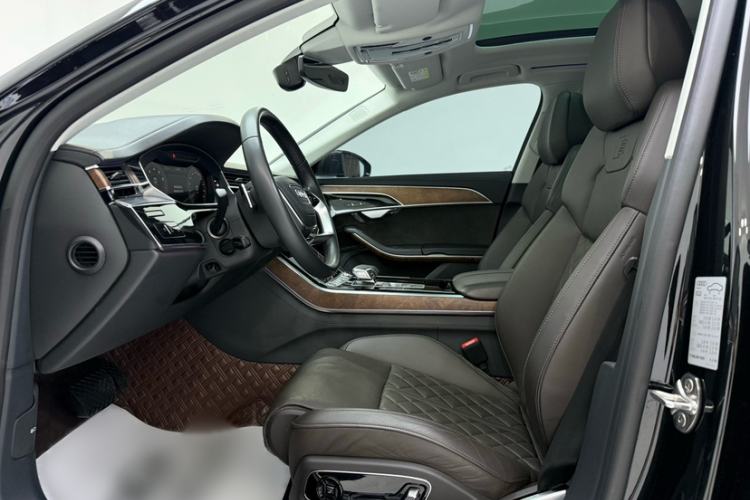 Used Audi A8 2022 A8L 55 TFSI quattro Luxury Edition Collector's Model Interior 2