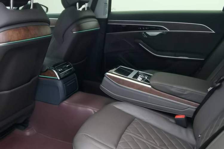 Used Audi A8 2022 A8L 50 TFSI quattro Luxury Collection Edition Interior 6