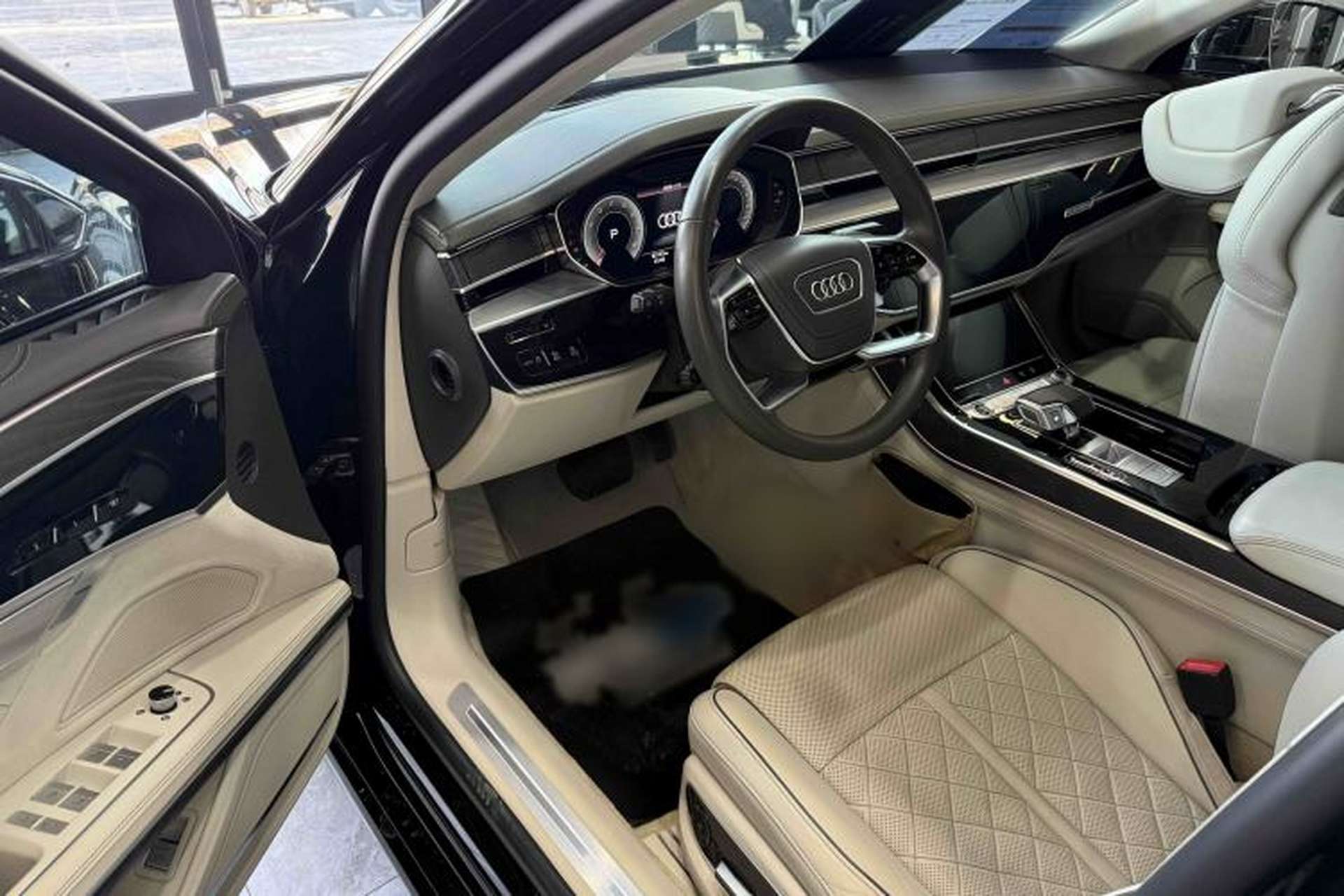 Used Audi A8 2022 A8L Horch Founder's Edition Classic Interior 6