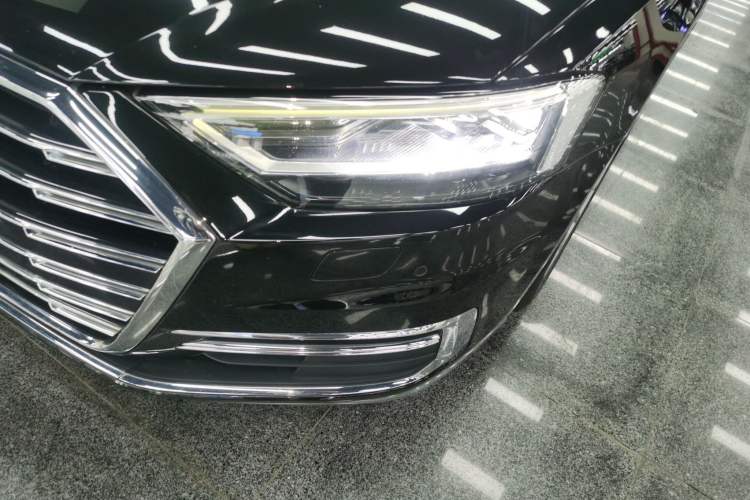 Used Audi A8 2022 A8L 50 TFSI quattro Comfort Edition Collector's Model Left Front Headlight