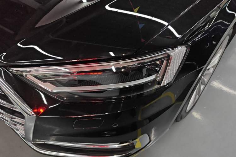Used Audi A8 2022 A8L 50 TFSI quattro Comfort Edition Collector's Model Left Front Headlight