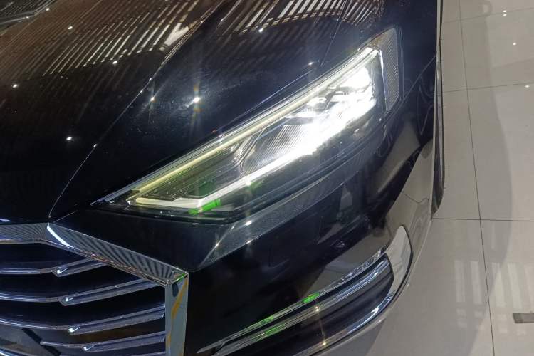 Used Audi A8 2022 A8L 50 TFSI quattro Comfort Edition Collector's Model Left Front Headlight