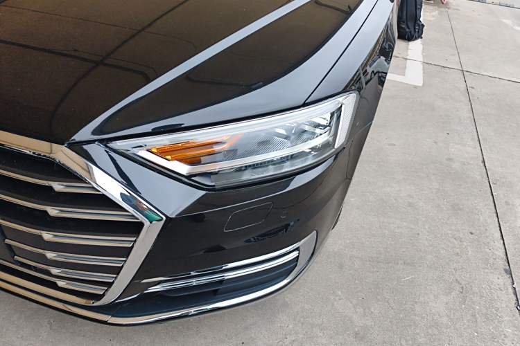 Used Audi A8 2022 A8L 50 TFSI quattro Comfort Edition Collector's Model Left Front Headlight