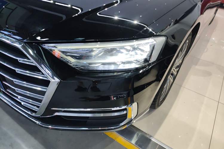 Used Audi A8 2022 A8L 50 TFSI quattro Comfort Edition Collector's Model Left Front Headlight