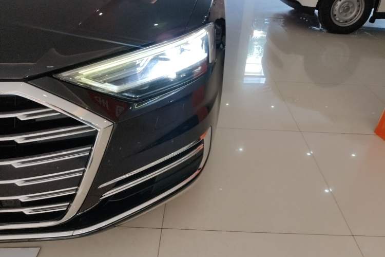 Used Audi A8 2022 A8L 50 TFSI quattro Comfort Edition Collector's Model Left Front Headlight