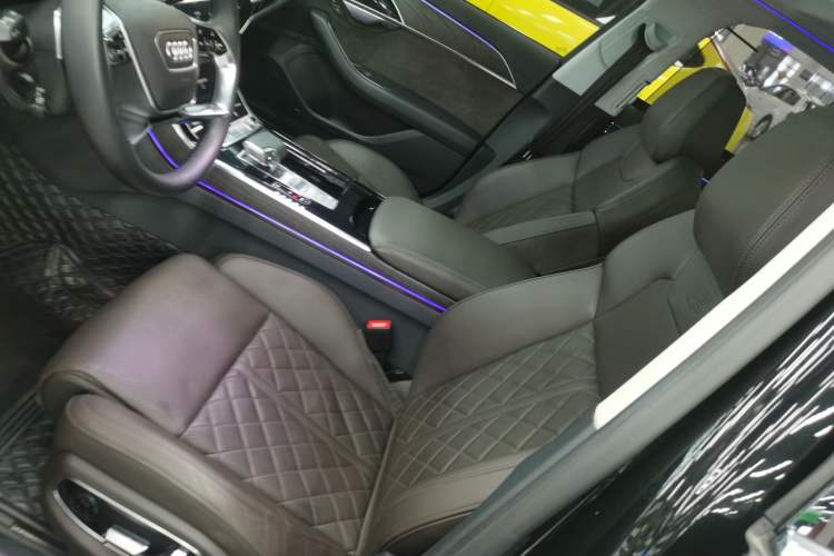 Used Audi A8 2022 A8L 50 TFSI quattro Comfort Edition Collector's Model Left Front Seat