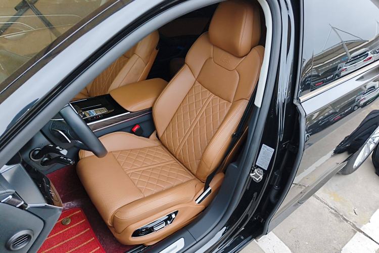Used Audi A8 2022 A8L 50 TFSI quattro Comfort Edition Collector's Model Left Front Seat