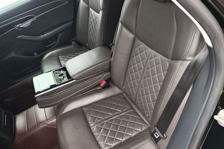 Used Audi A8 2022 A8L 50 TFSI quattro Comfort Edition Collector's Model Left Rear Seat
