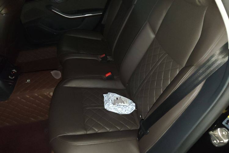 Used Audi A8 2022 A8L 55 TFSI quattro Luxury Edition Collector's Model Left Rear Seat
