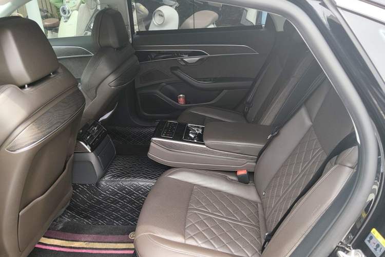 Used Audi A8 2022 A8L 50 TFSI quattro Comfort Edition Collector's Model Left Rear Seat