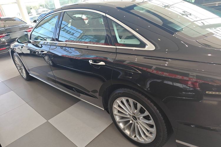 Used Audi A8 2022 A8L 50 TFSI quattro Comfort Edition Collector's Model Left Side
