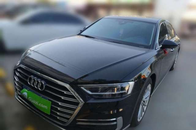 Audi A8 2022 A8L 50 TFSI quattro Comfort Edition Collector's Model de segunda mano